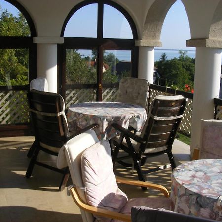 Bed and Breakfast Pigal Panzio Badacsonyörs Exterior foto