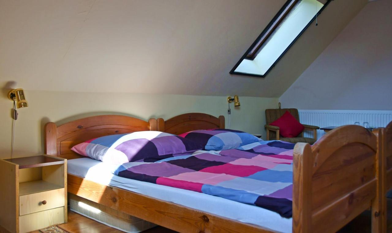 Bed and Breakfast Pigal Panzio Badacsonyörs Exterior foto