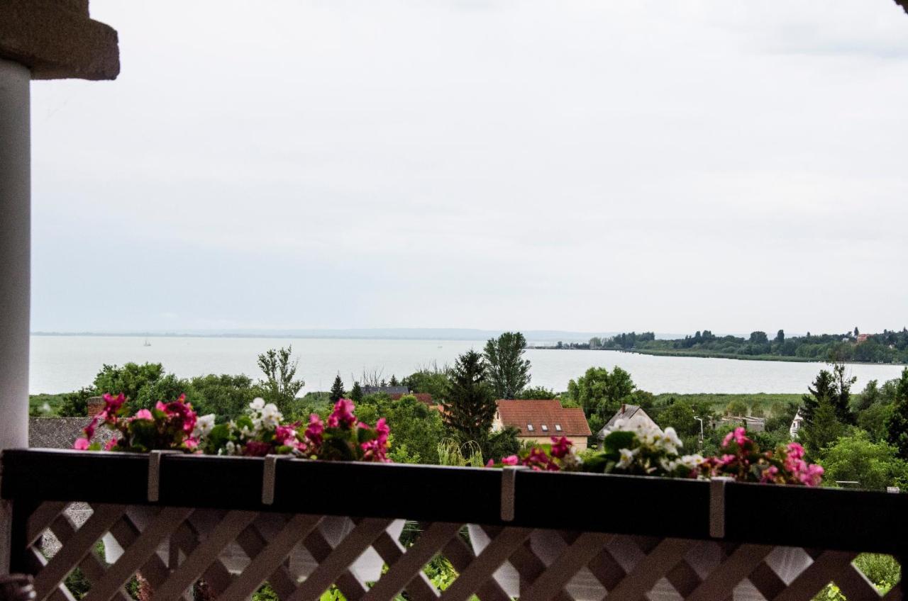 Bed and Breakfast Pigal Panzio Badacsonyörs Exterior foto